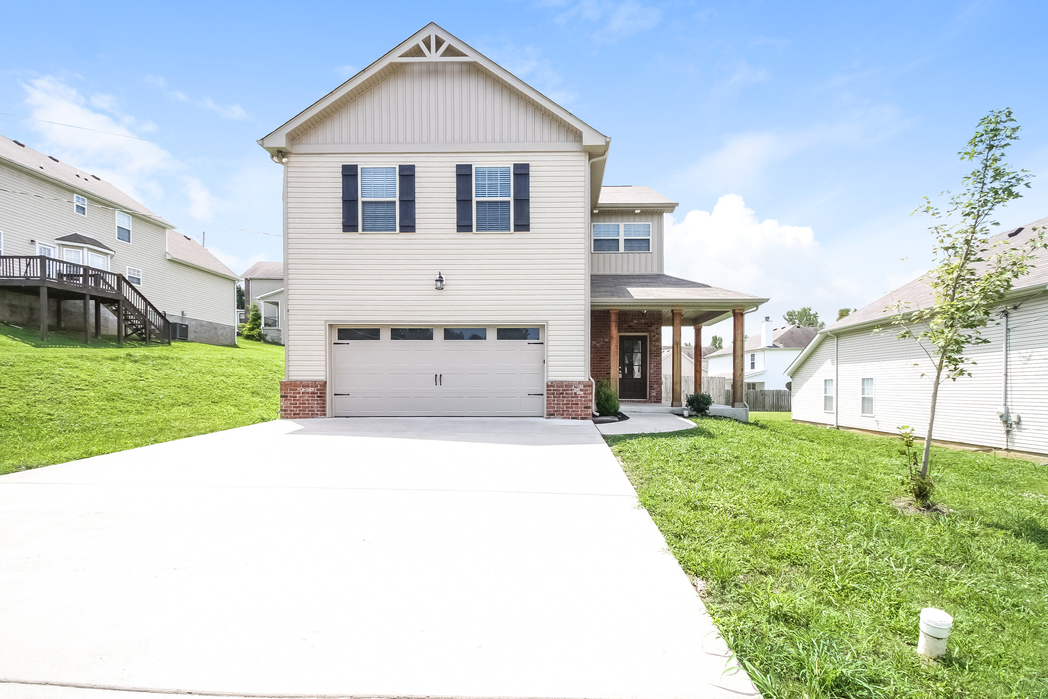 160 Lyndhurst Dr La Vergne, TN 37086